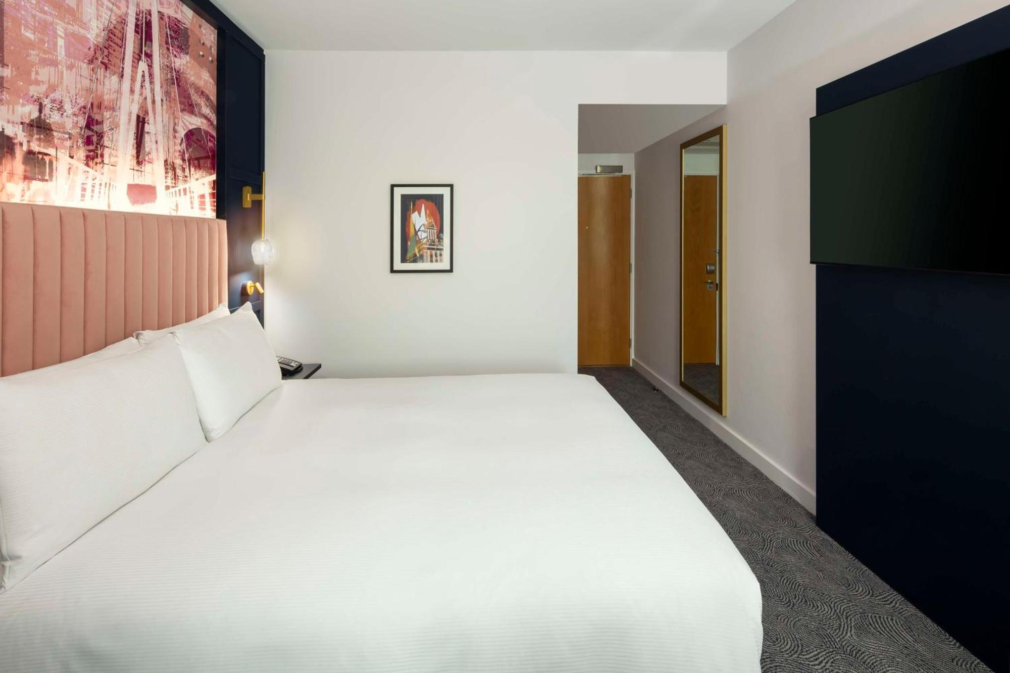 מלון לידס Doubletree By Hilton Leeds מראה חיצוני תמונה