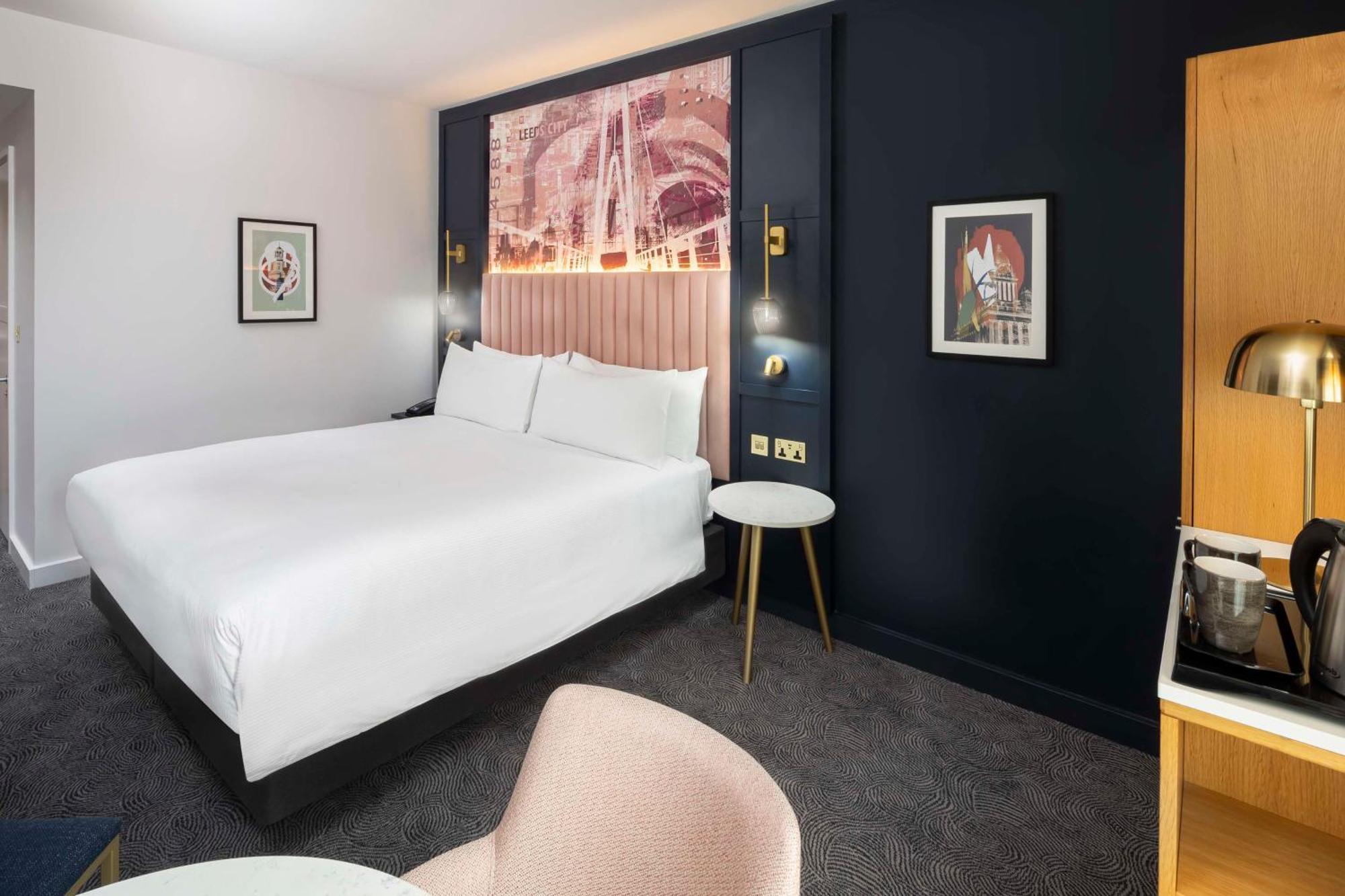מלון לידס Doubletree By Hilton Leeds מראה חיצוני תמונה