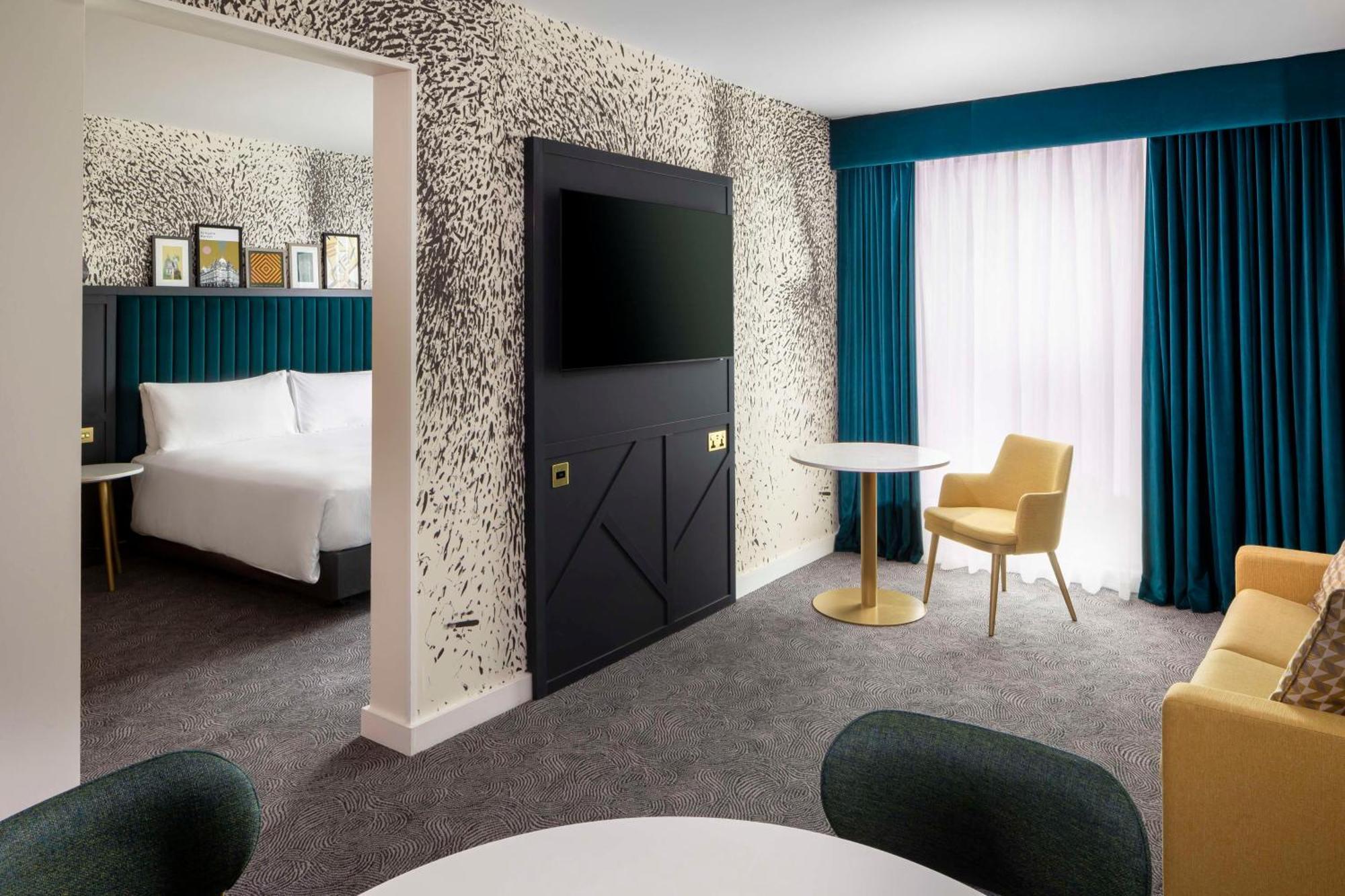 מלון לידס Doubletree By Hilton Leeds מראה חיצוני תמונה