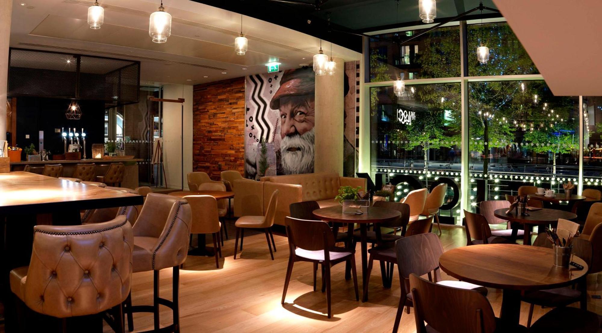 מלון לידס Doubletree By Hilton Leeds מראה חיצוני תמונה