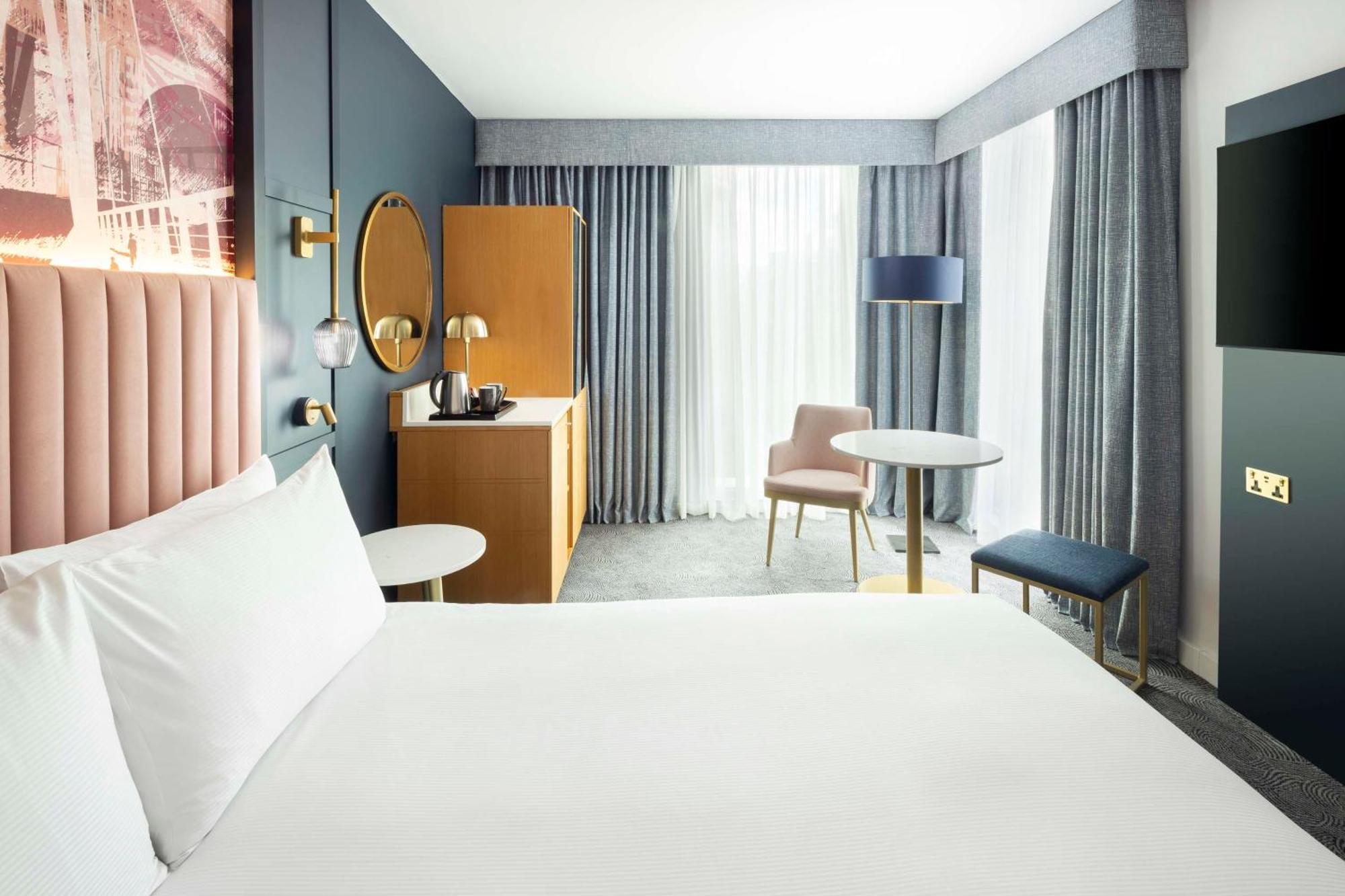 מלון לידס Doubletree By Hilton Leeds מראה חיצוני תמונה